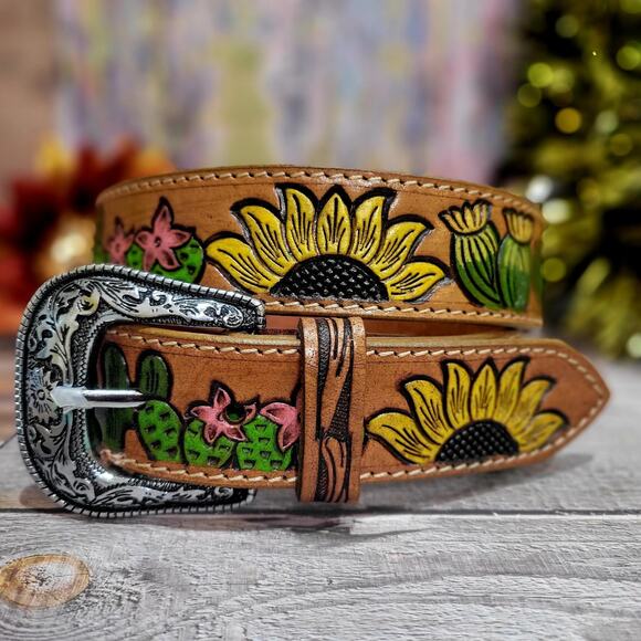 WOMEN\'S SUNFLOWER WESTERN LEATHER BELT, COWGIRL HANDTOOLED HANDPAINTED SZ 36 main image 9